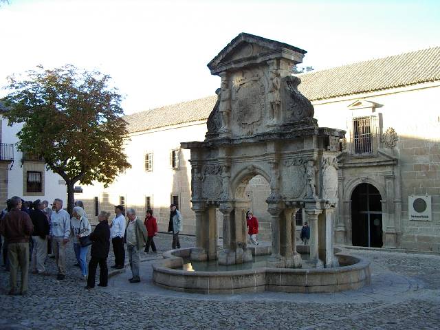 Baeza : fontaine de Santa Maria